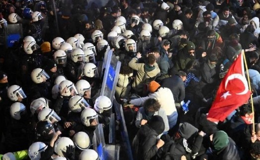 Aileler harekete geçti: 'Çocuklarımıza dokunmayın'