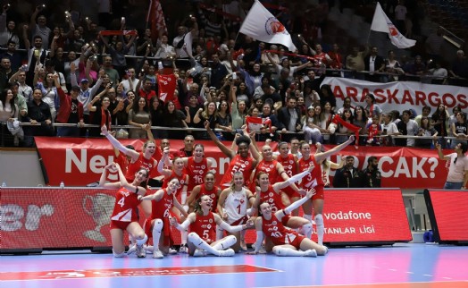 Aras Kargo voleybolda lige tutundu