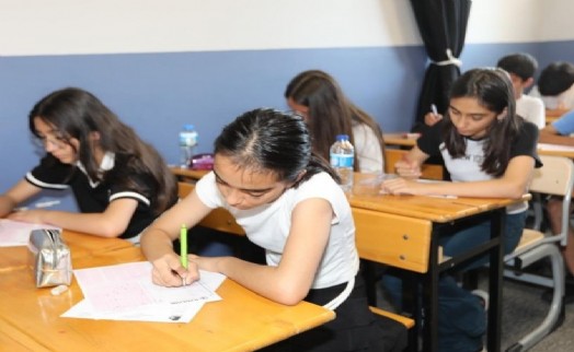 Bayraklı Belediyesi Sosyal Etkinlik Merkezi'nden kurum kabul sınavı: Son başvuru 10 Nisan