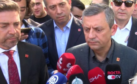 İkinci adaylık sorusuna Özel'den dikkat çeken yanıt