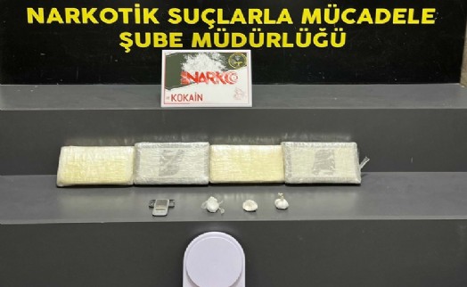 İzmir'de 4 kilo 430 gram kokain ele geçirildi, 1 tutuklama