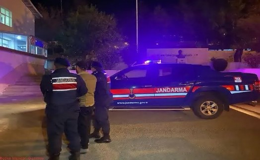 İzmir'de DEAŞ operasyonu: Örgüte fon topladıkları MASAK verileriyle tespit edildi
