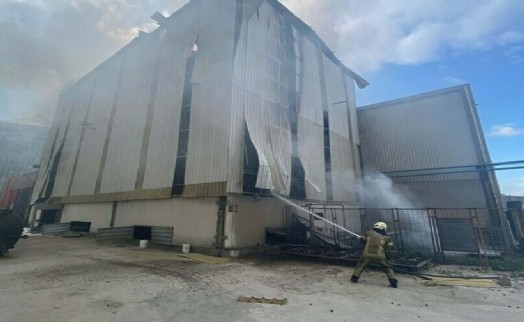 İzmir'de fabrikada patlama! Ölü ve yaralılar var!