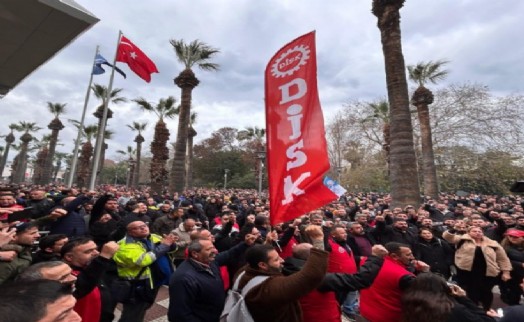İzmir'de TİS görüşmeleri tıkandı: 3 ilçede grev çanları!