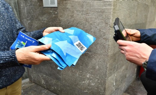 İzmir'in atık yönetiminde 'QR kodlu mavi poşet' dönemi