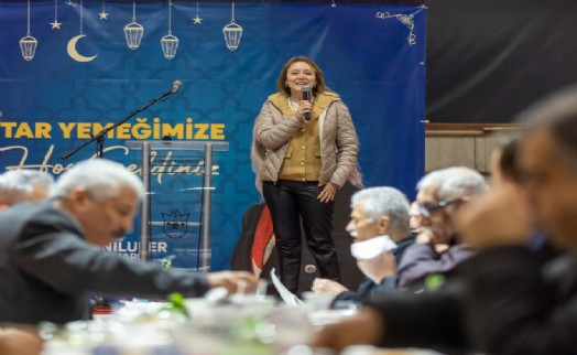 Konak'ta ilk iftar: Başkan Mutlu'dan dayanışma vurgusu