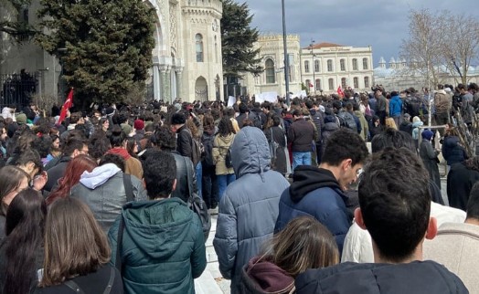 Üniversiteliler İmamoğlu'na destek için bugün de ayakta