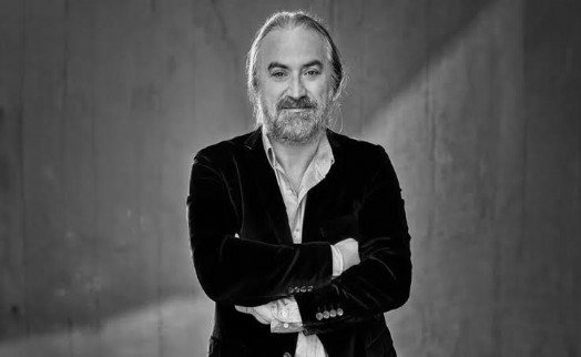 Usta sanatçı Volkan Konak hayatını kaybetti