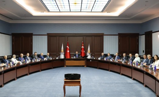 AK Parti MKYK toplantısı başladı