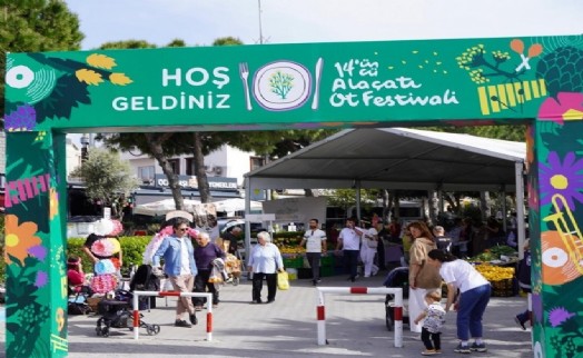 Alaçatı Ot Festivali, 14. kez kapılarını açtı: Doğanın kalbinde bir lezzet ve kültür şöleni