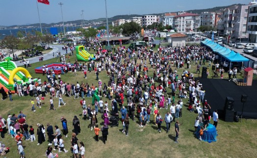 Aliağa'da 23 Nisan Çocuk Bayramı coşkuyla kutlandı