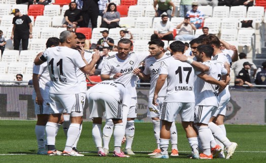 Altay prestij için Isparta'da terliyor