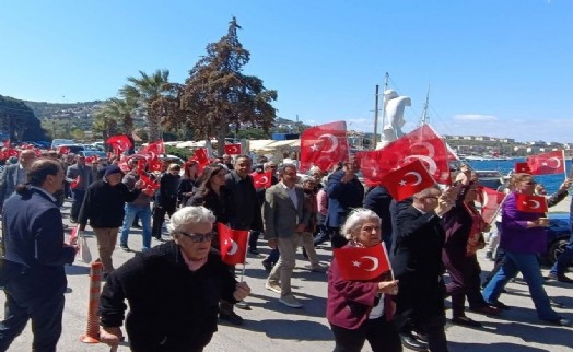 Atatürk'ün Foça'ya gelişinin 91'inci yılı kutlandı