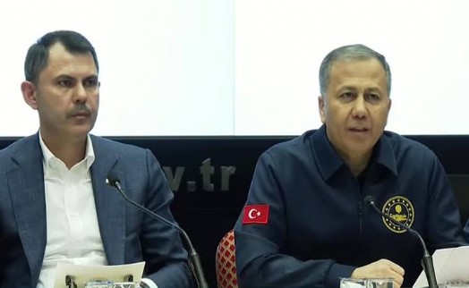 Bakanlardan kritik açıklamalar: Artçılar azalıyor, hasar tespiti sürüyor