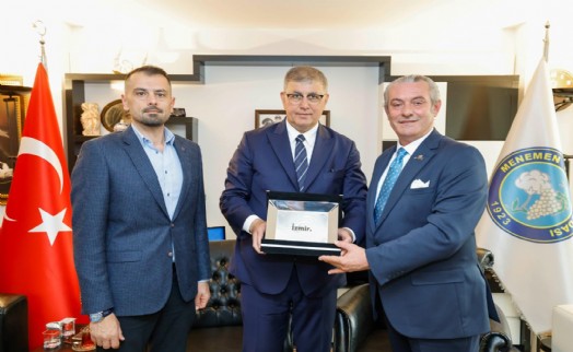 Başkan Tugay'dan TCDD'ye İZBAN çıkışı: 'Sahibi belli olsun!'