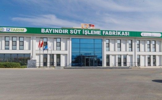 Bayındır Süt Fabrikası'nda çarklar döndü, üreticinin yüzü güldü
