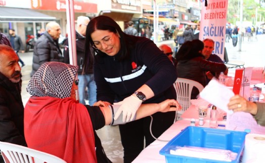 Bayraklı'da Sağlık Haftası etkinlikleri ilgi gördü