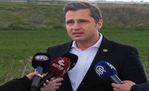 CHP'li Deniz Yücel, Ekrem İmamoğlu'nun mesajını okudu