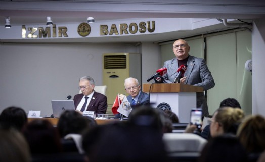 CHP'li Tanal'dan İzmir'de sistem eleştirisi: Bir an önce bu çürümüş olan sistemin başından itibaren değişmesi lazım