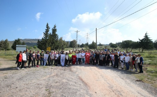 Çiğli'de doğaseverler trekking etkinliğinde bir araya geldi