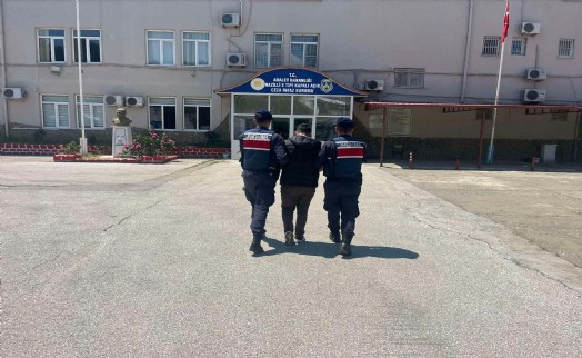 Dolandırıcılıktan aranan firari hükümlü yakalandı