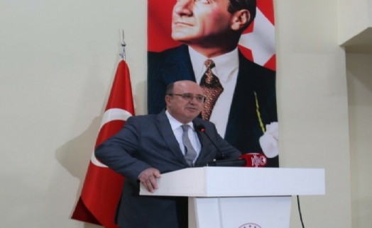 Et ve Süt Kurumu Genel Müdürü Mustafa Kayhan, İzmir'de trafik kazasında hayatını kaybetti