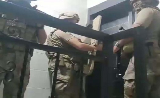 İzmir'de suç örgütü operasyonu: 12 gözaltı