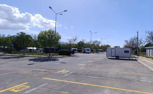 Karavan parkında tek hizmet abonman gişesi!