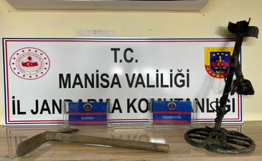 Manisa'da SİT alanında kaçak tarihi eser kazısına 1 gözaltı