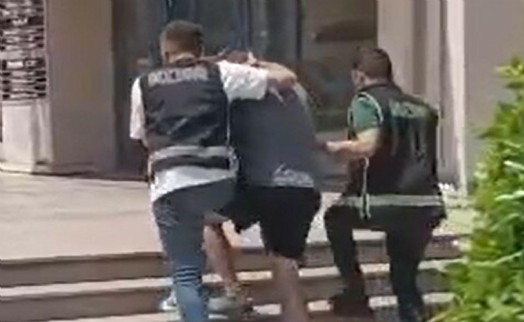 Marmaris'te sahte dövizle alışveriş yapan turist, sınır dışı edildi