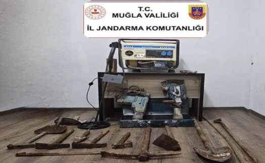 Muğla'da kaçak kazıya suçüstü: 5 tutuklama