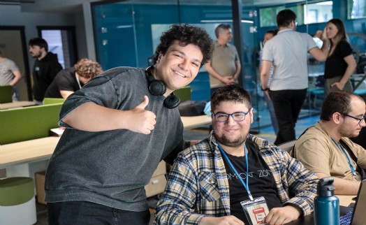 Oyun dünyasının kalbi Karşıyaka'da atıyor: 18 ekip kıyasıya yarışacak