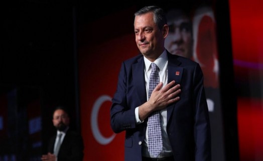 Özgür Özel'den 23 Nisan mesajı