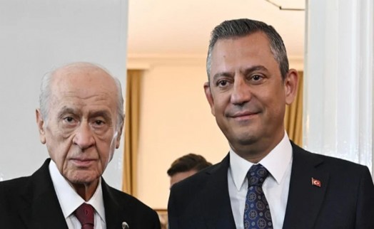 Özgür Özel'den Bahçeli'ye 'savaş' yanıtı: Gazi'nin partisi savaş ilan etmez