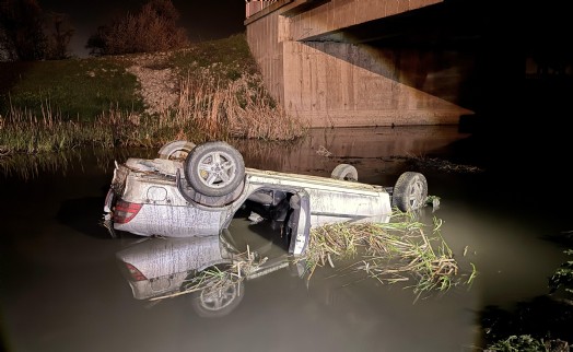 Sulama kanalına uçtular: 4 yaralı