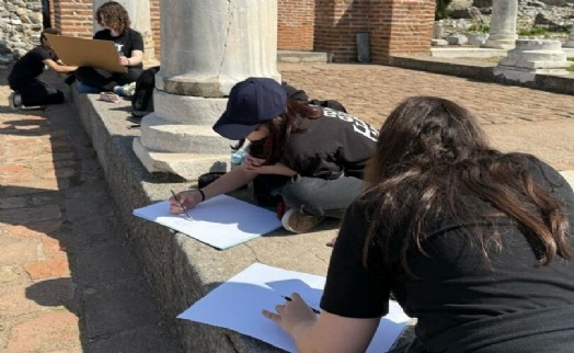 Tarihi kalede resim etkinliği