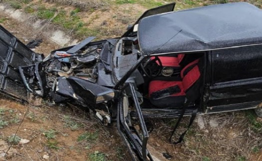 Tavşanlı'da sulama kanalına düşen otomobilin sürücüsü yaralandı