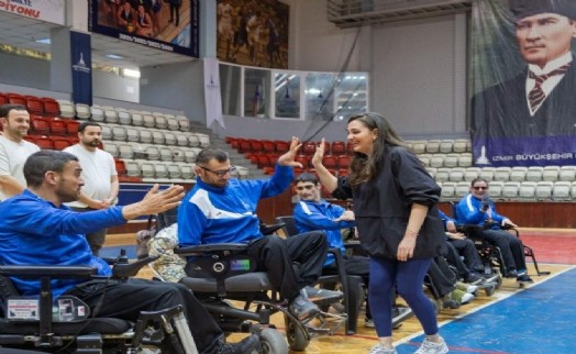 Tüm engellere rağmen sahada ter döktü: Kırık ayağıyla bronz madalya kazandı