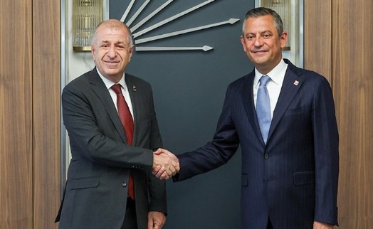 Ümit Özdağ'dan, Özgür Özel'e 'kurultay' tebriği