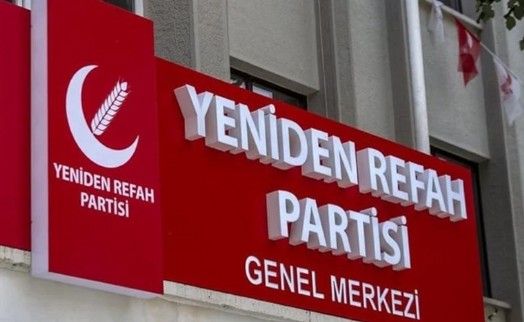 Yeniden Refah Partisi'nde toplu istifa