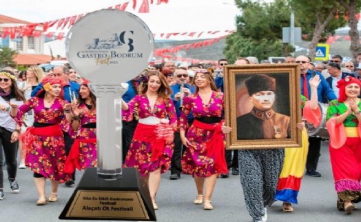 14. Alaçatı Ot Festivali, Gastro Bodrum'da 'Yılın En Etkili Gastronomi Festivali' seçildi
