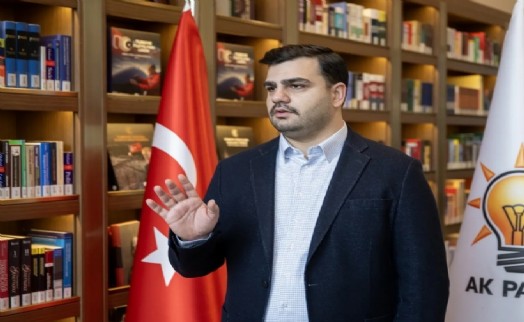 AK Partili İnan'dan CHP'ye afiş tepkisi: 'Saygısızlık yaptırmayız!'