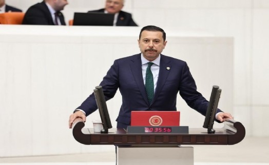 AK Partili Kaya'dan Tugay'a Kocaoğlu ve Soyer göndermeli tepki: 'Şarkı türkü ile 25 yıl'