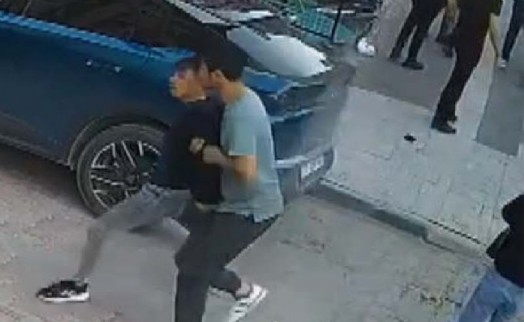 Afyonkarahisar'da 'Müşterileri rahatsız ettin' kavgası