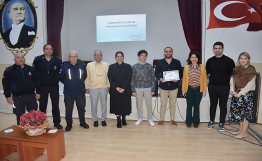 Aliağa'da Aile Danışma Merkezi'nden hükümlü ve tutuklulara seminer