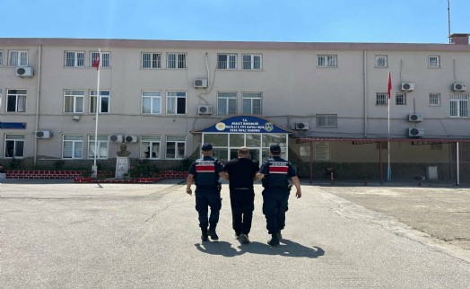 Aydın'da 18 yıl 6 ay hapis cezası ile aranan firari hükümlü bağ evinde yakalandı
