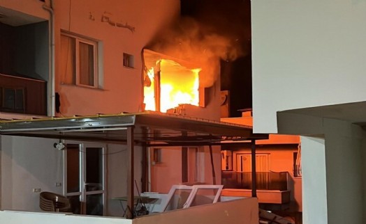 Aydın'da bir evin mutfağında patlamanın ardından yangın çıktı: 1 yaralı