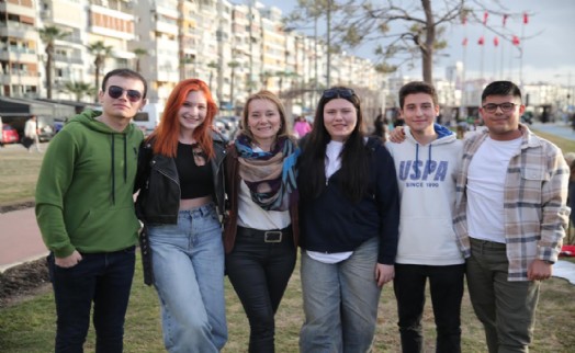 Başkan Mutlu'dan Gençlik Forumu'na davet: Gençliğin sesi Konak'tan yükselecek