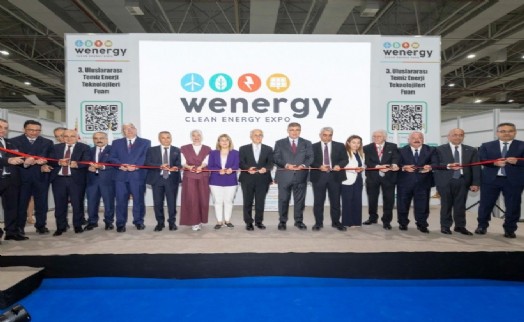 Başkan Tugay'dan Wenergy EXPO fuarında önemli mesaj: GES yerine Rüzgar ve Jeotermal olmalı!