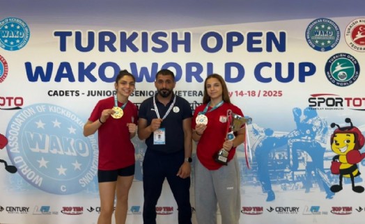 Bayraklılı sporcu dünya şampiyonu oldu